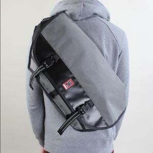 Chrome Mini Metro Messenger Bag